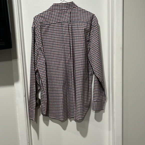 Shirt - Picture 2 of 3